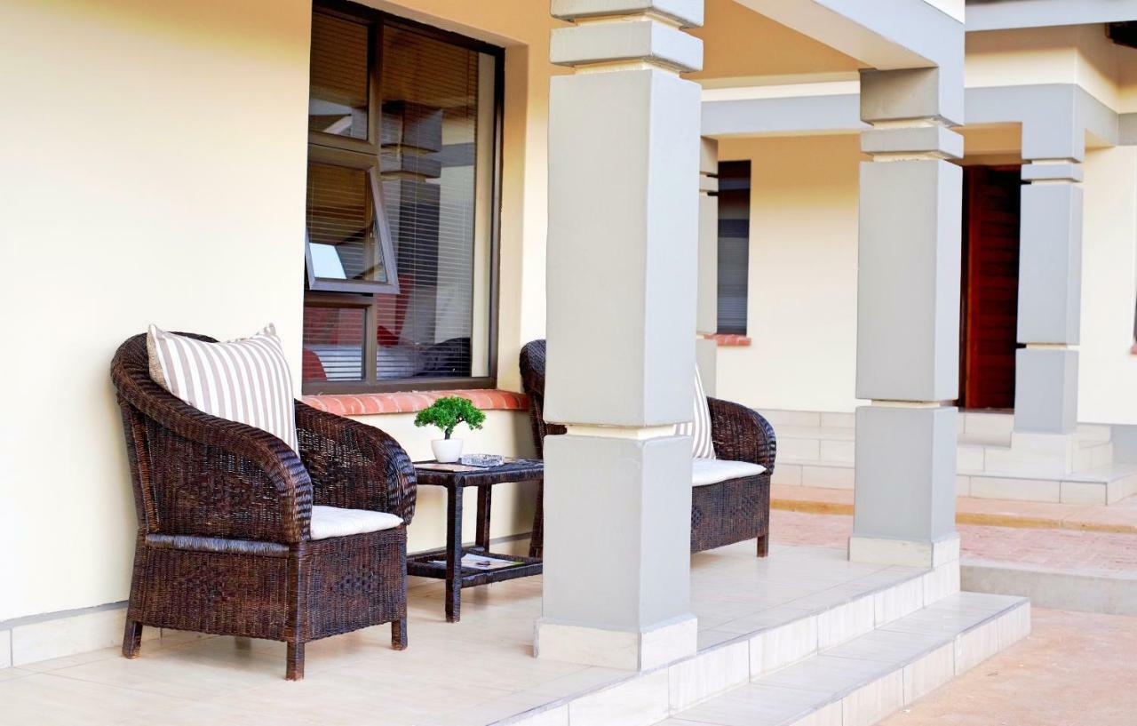 Green Haven Apartments Езулвіні Екстер'єр фото