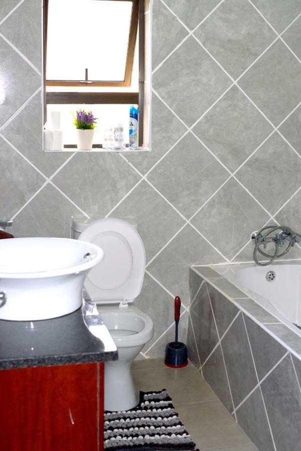 Green Haven Apartments Езулвіні Екстер'єр фото