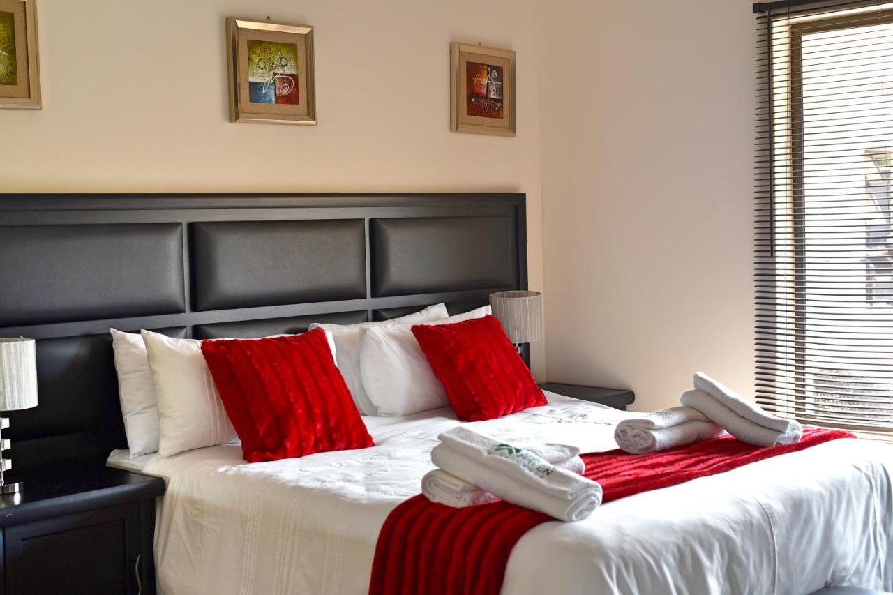 Green Haven Apartments Езулвіні Екстер'єр фото